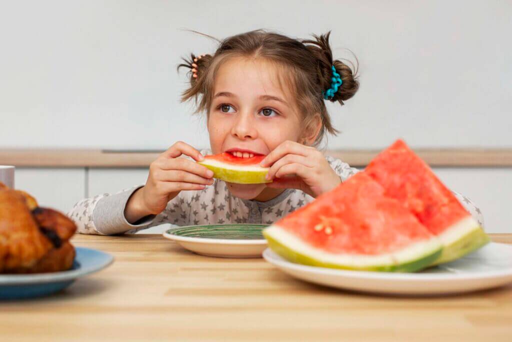 Gezonde voeding draagt bij aan sterke tanden en een gezonde glimlach